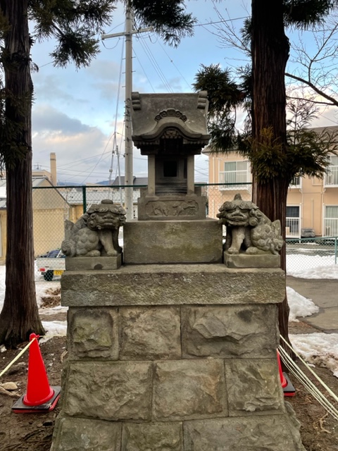 芹田下神社境内養蚕神社耐震補強工事も鋼商コウショウにお任せください。